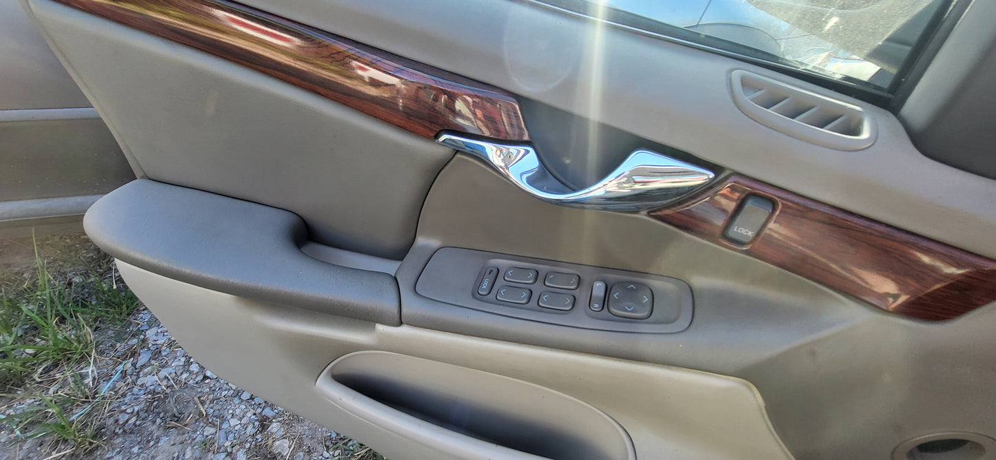 2/2 2000 - 2005 Cadillac Deville | All Parts G - Z | SKU #: M17388 - XF-18