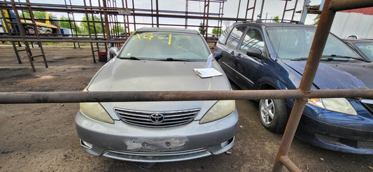 1/2 2002 - 2006 Toyota Camry XLE  V6 | All Parts A - F | SKU #: M17391 - XG-1