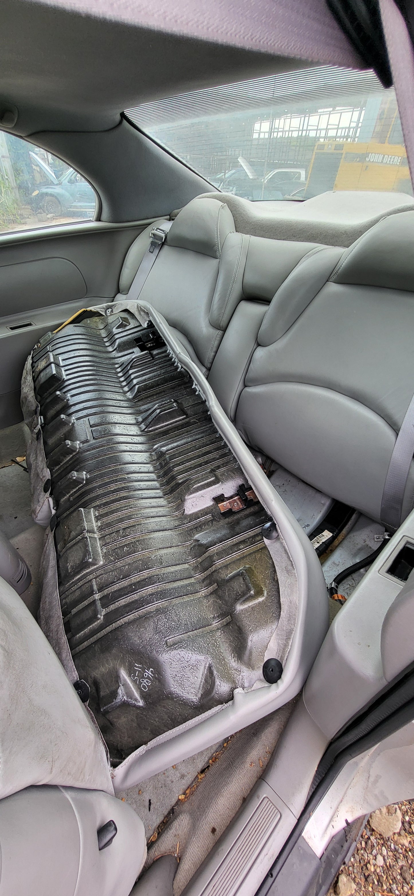 1/2 1995-1999 Buick Riviera | All Parts A - F | SKU #: M17418 XH-8