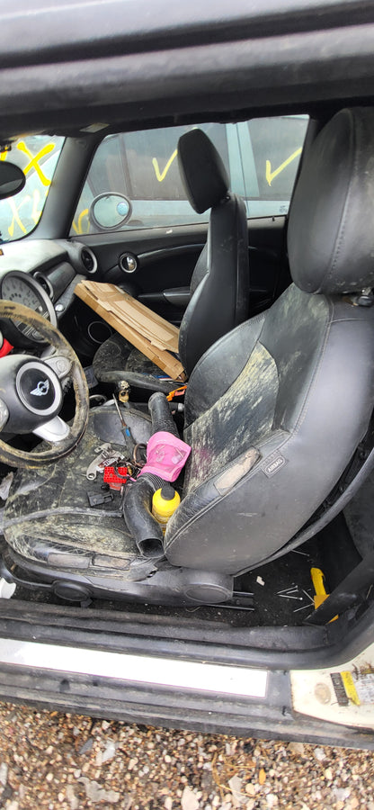 2/2 2007-2013 Mini Cooper | All Parts G - Z | SKU #: M17411 XH-1