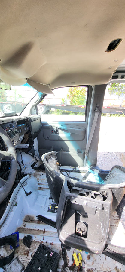 2/2 2008-2014 Chevrolet Express 1500 | All Parts G - Z | SKU #: M17424 XH-14