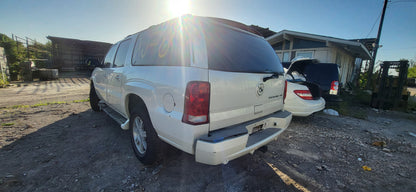 1/2 2002-2006 CADILLAC ESCALADE | All Parts A - F | SKU #: M17458