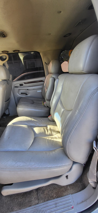 1/2 2002-2006 CADILLAC ESCALADE | All Parts A - F | SKU #: M17458