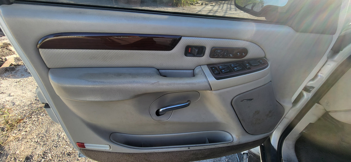 1/2 2002-2006 CADILLAC ESCALADE | All Parts A - F | SKU #: M17458