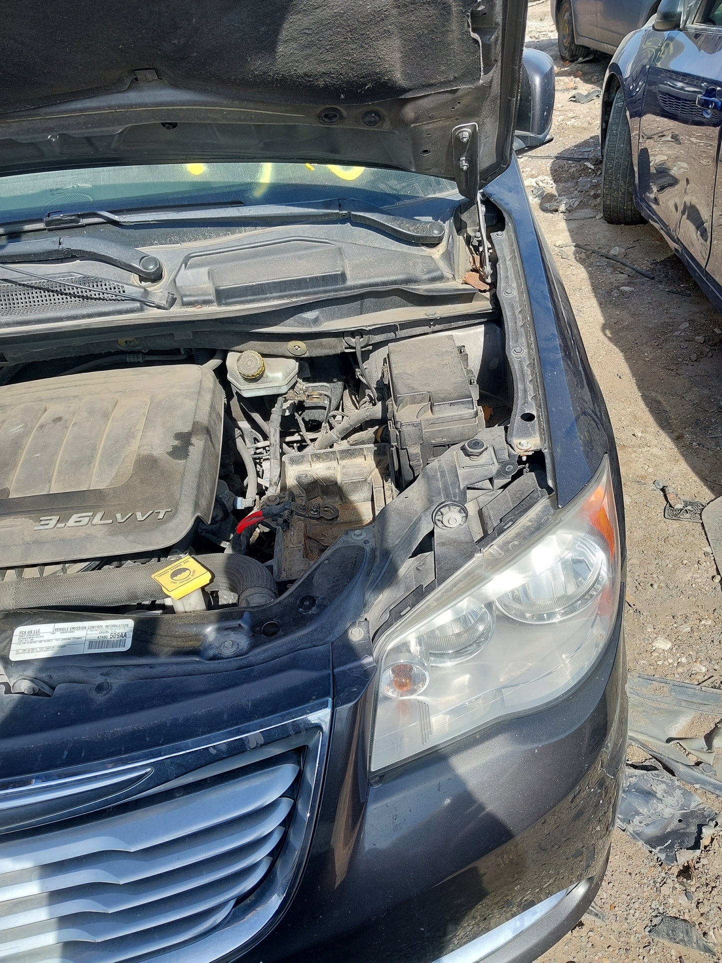 2011-2016 CHRYSLER TOWN & COUNTRY - Stock #: M18700