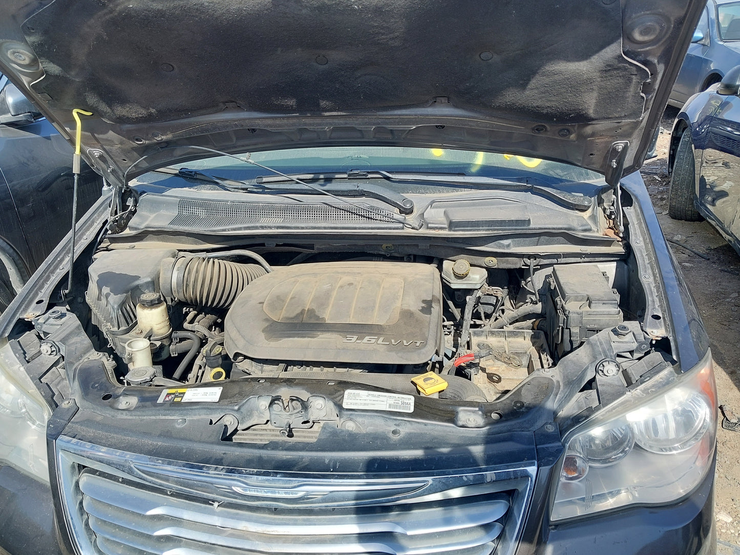 2011-2016 CHRYSLER TOWN & COUNTRY - Stock #: M18700