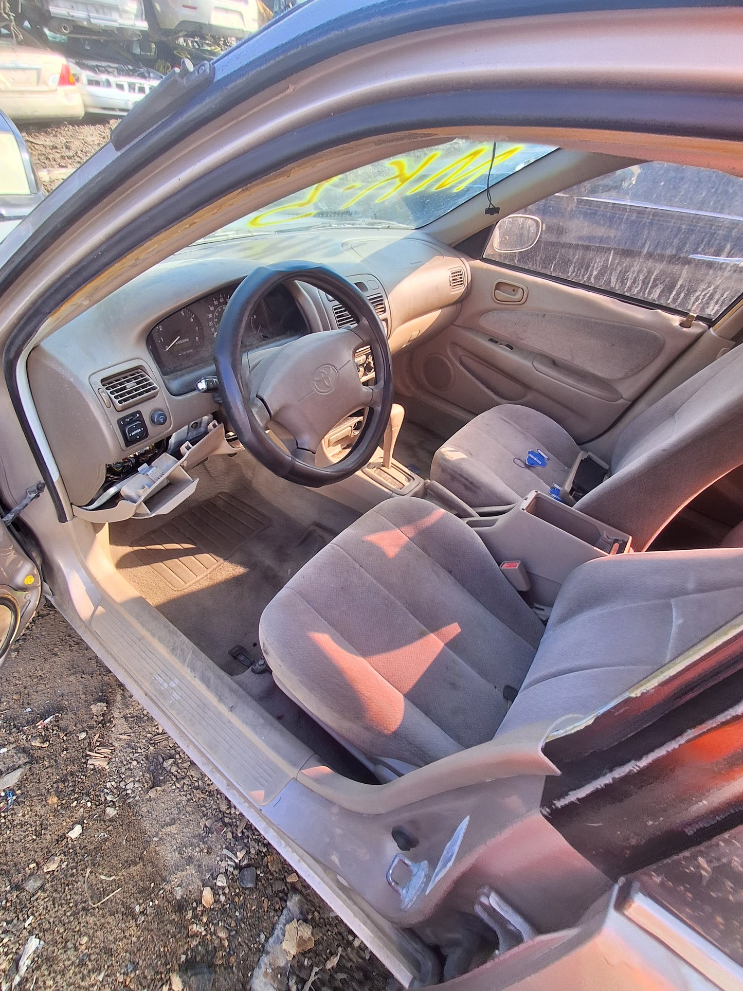 2001 TOYOTA COROLLA - STOCK #M19395