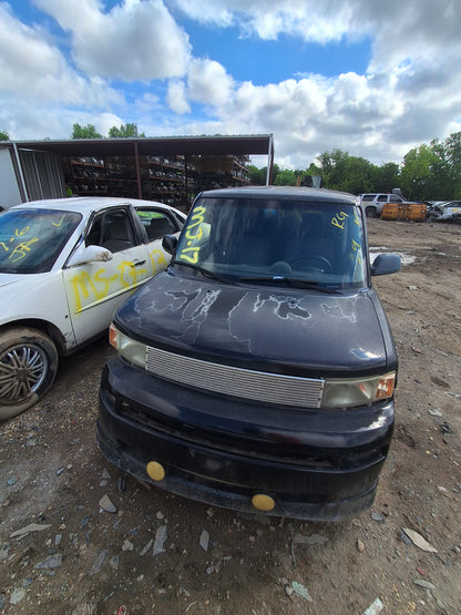2004-2006  SCION XB- PARTING OUT-MJ-17 - Stock #:M19387