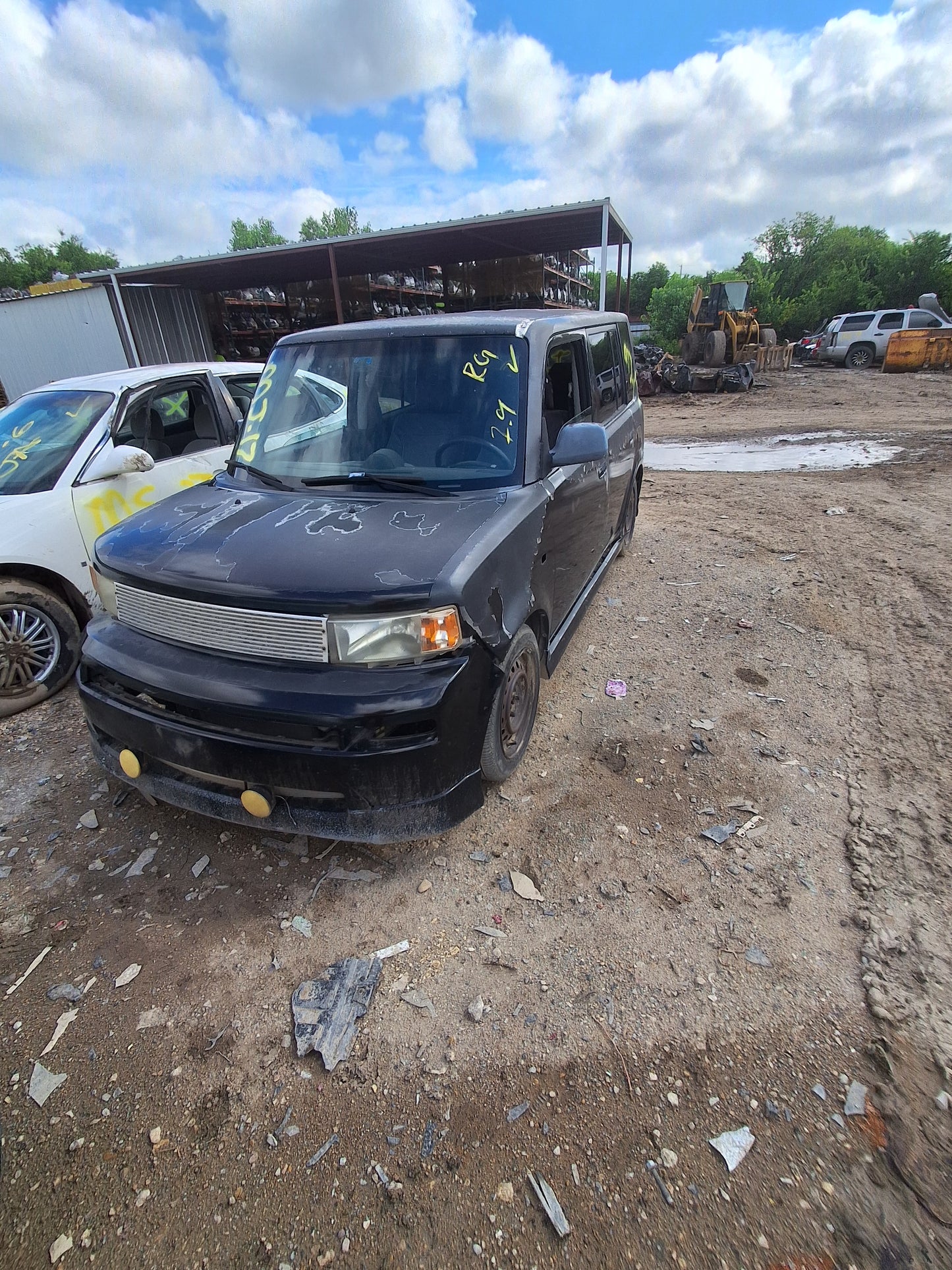 2004-2006  SCION XB- PARTING OUT-MJ-17 - Stock #:M19387