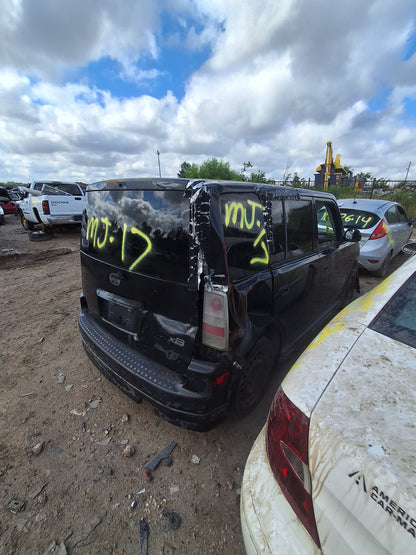 2004-2006  SCION XB- PARTING OUT-MJ-17 - Stock #:M19387