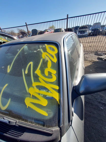 2003-2007 Jaguar XJ8 - Stock #: M18210