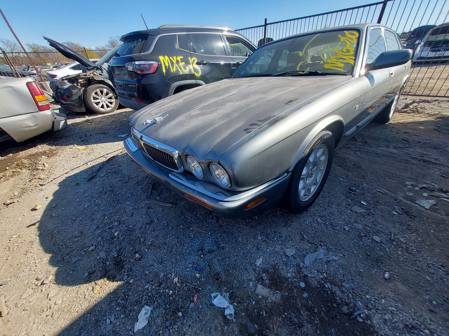 2003-2007 Jaguar XJ8 - Stock #: M18210