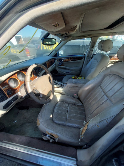 2003-2007 Jaguar XJ8 - Stock #: M18210