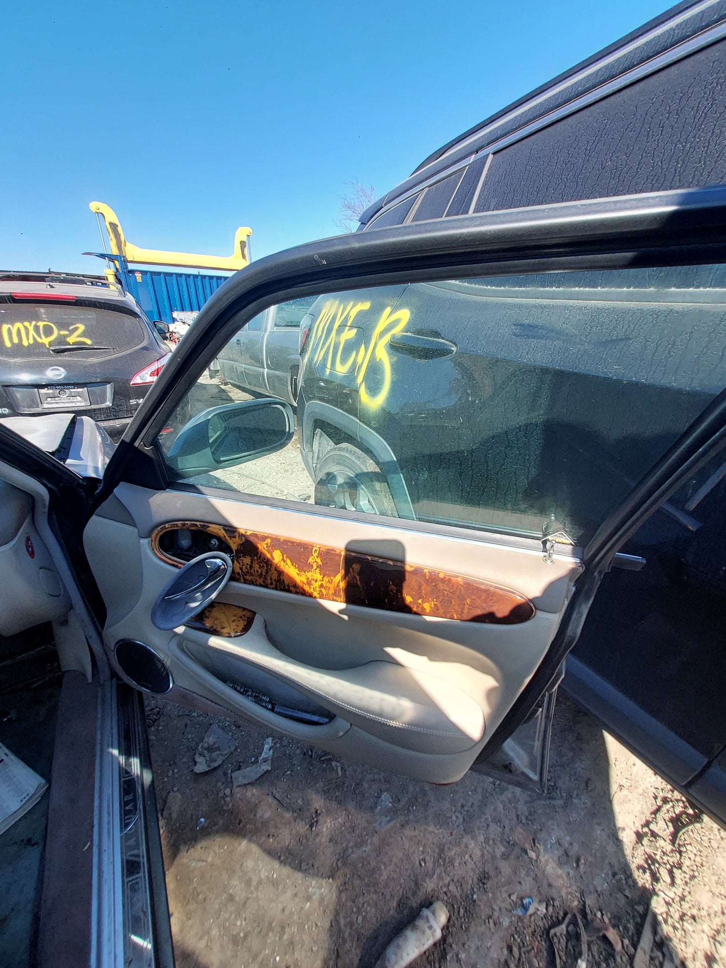 2003-2007 Jaguar XJ8 - Stock #: M18210