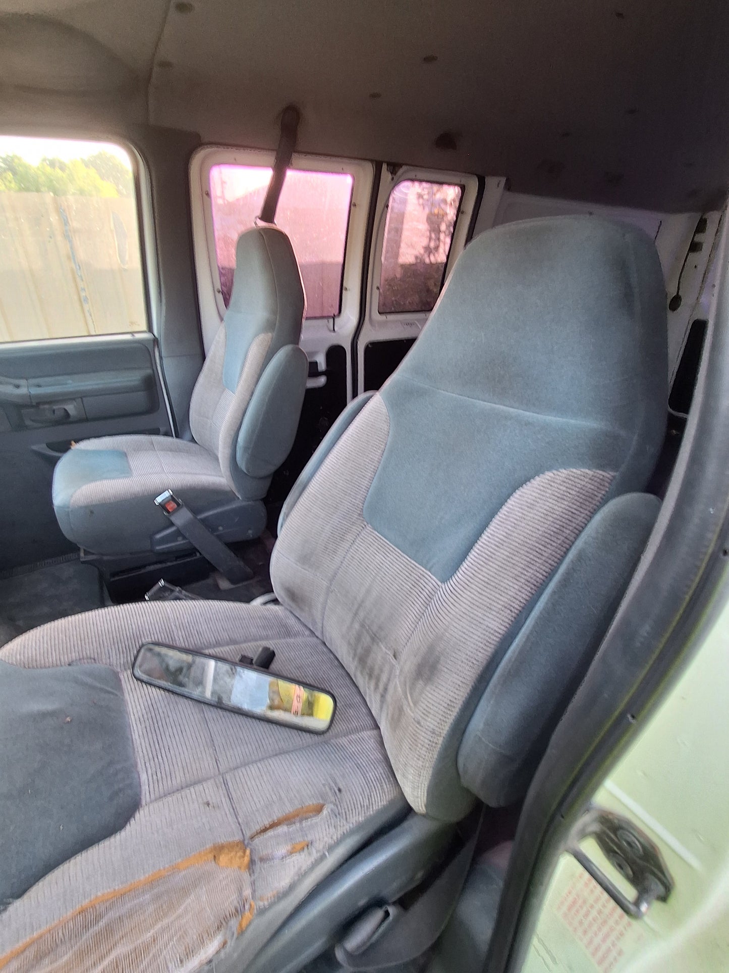 1994 - 1995 Ford E250 - Stock #: M19398 MK-8