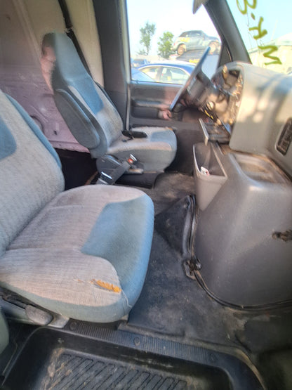 1994 - 1995 Ford E250 - Stock #: M19398 MK-8