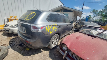 2014 Mitsubishi Outlander - Stock #: M18760 - MS-10