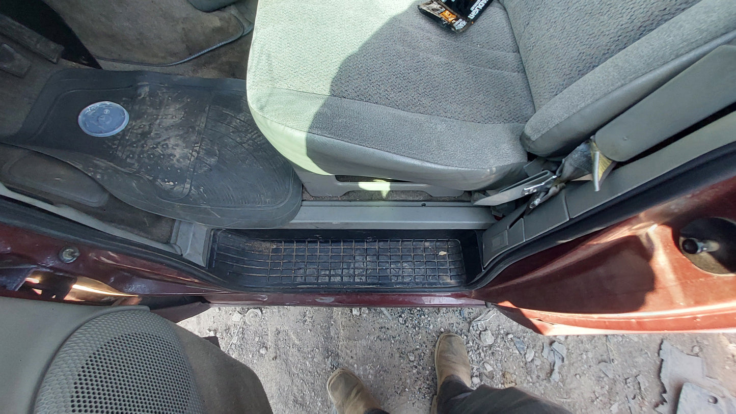2002 CHEVROLET ASTRO - STOCK #M18785
