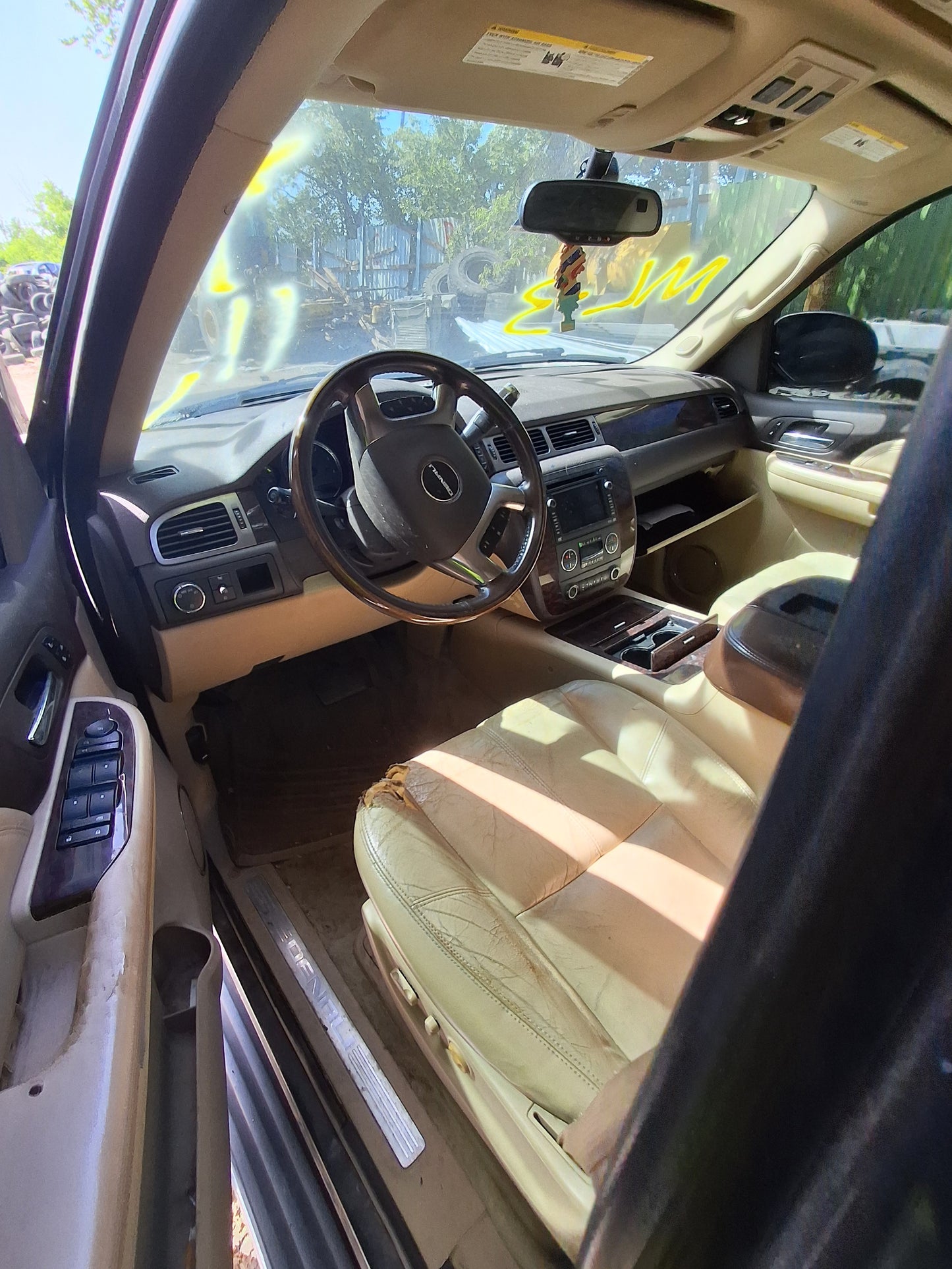 2007-2014 GMC Yukon XL - Stock #: M19413