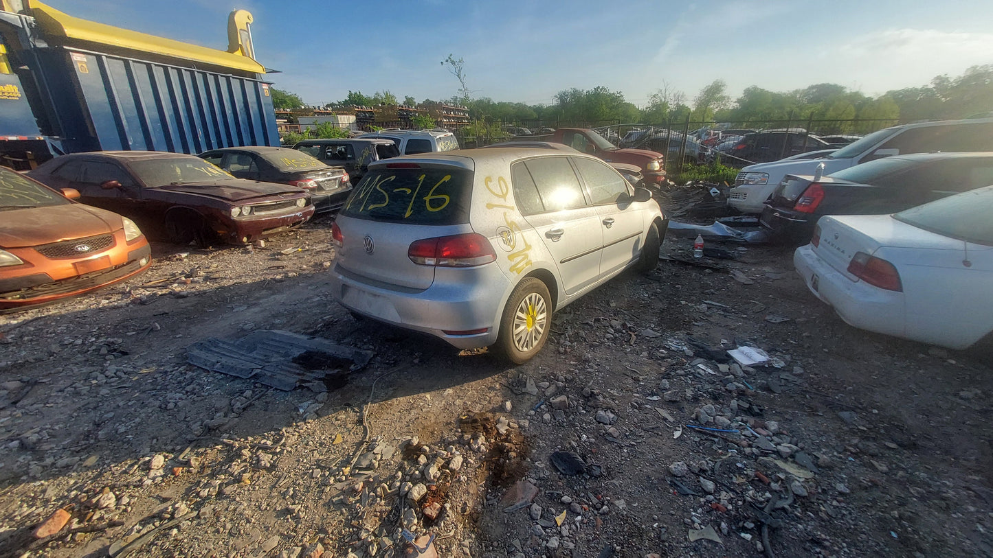 2010 Volkswagen Golf - Stock #: M18766 - MS-16