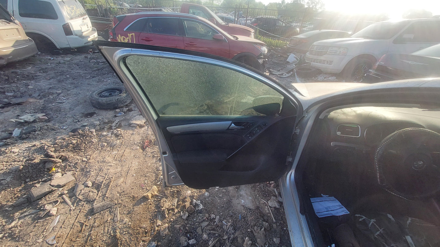 2010 Volkswagen Golf - Stock #: M18766 - MS-16