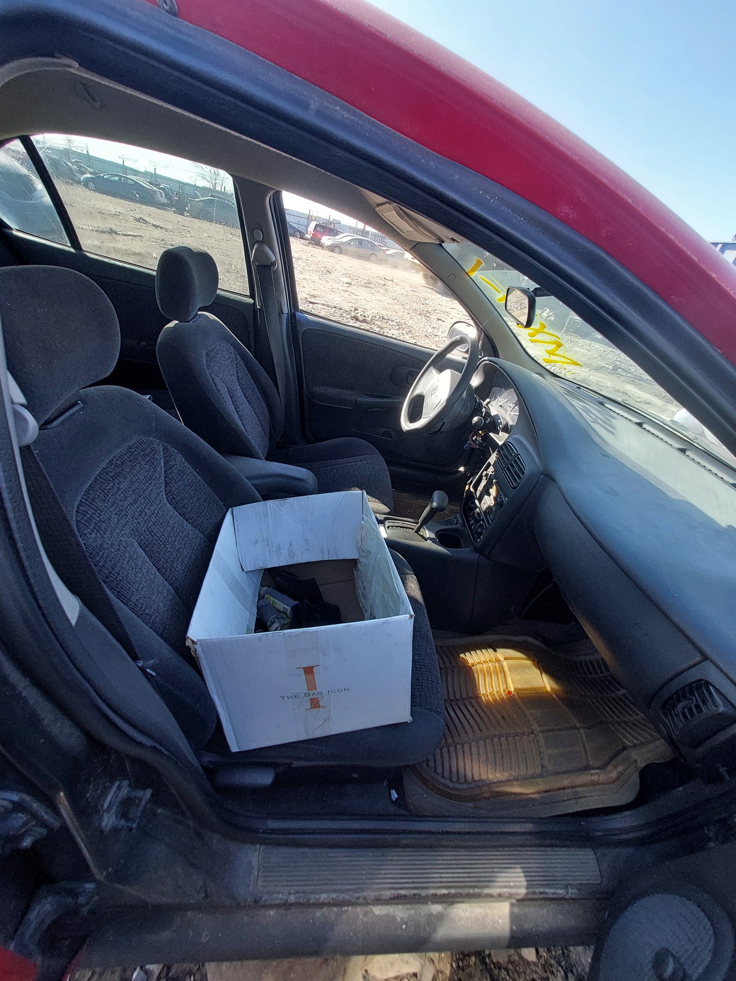 2000 Saturn S Series - Stock #:M18211 - MXH-1