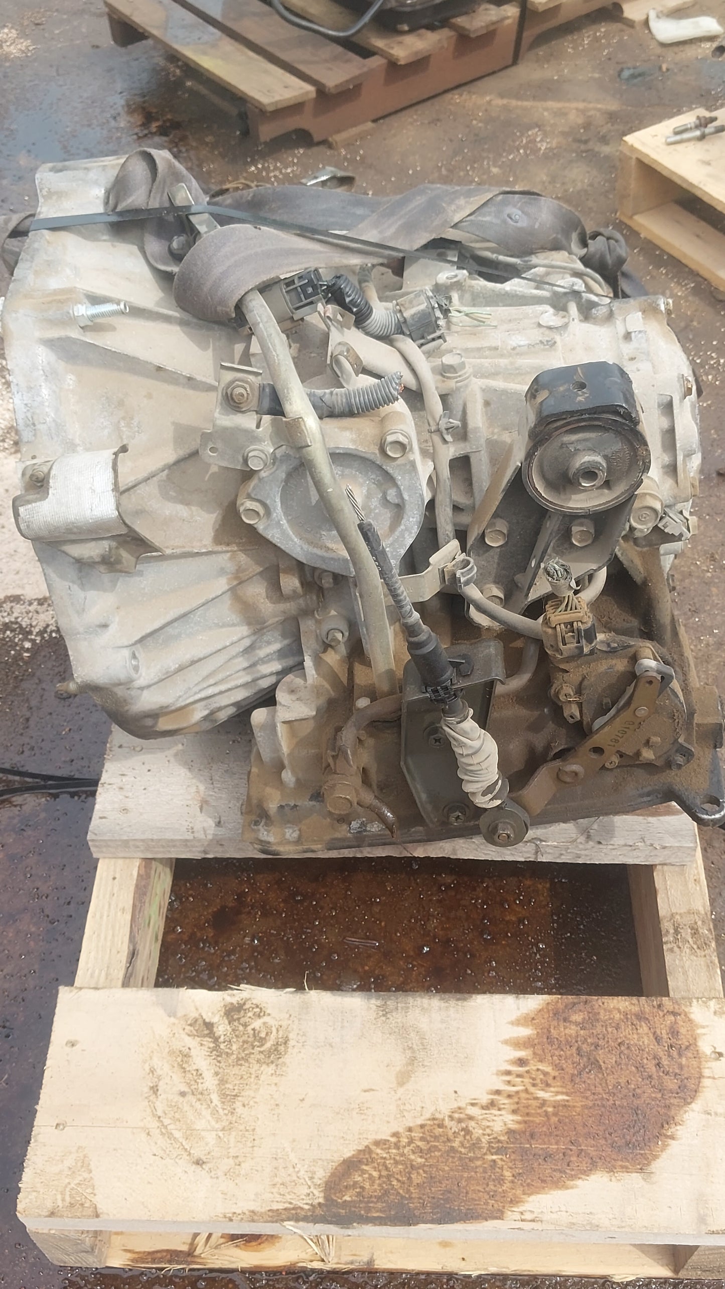 1999-2002 NISSAN QUEST  -  AUTOMATIC TRANSMISSION - #M18630