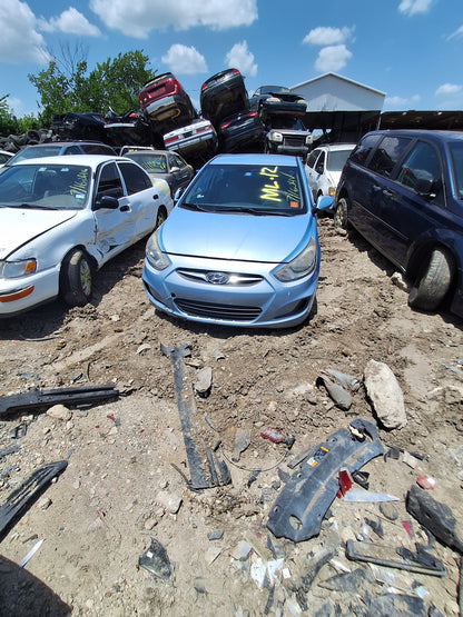 2014 Hyundai Accent - Stock #: M-19422 - ML-12