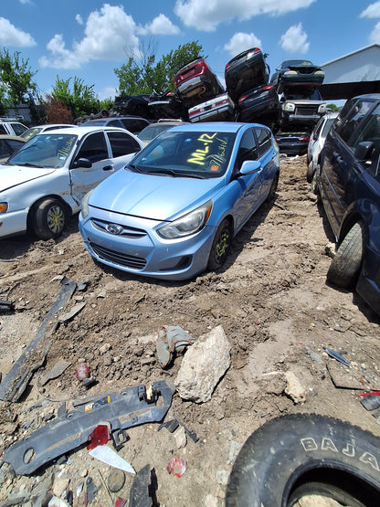 2014 Hyundai Accent - Stock #: M-19422 - ML-12