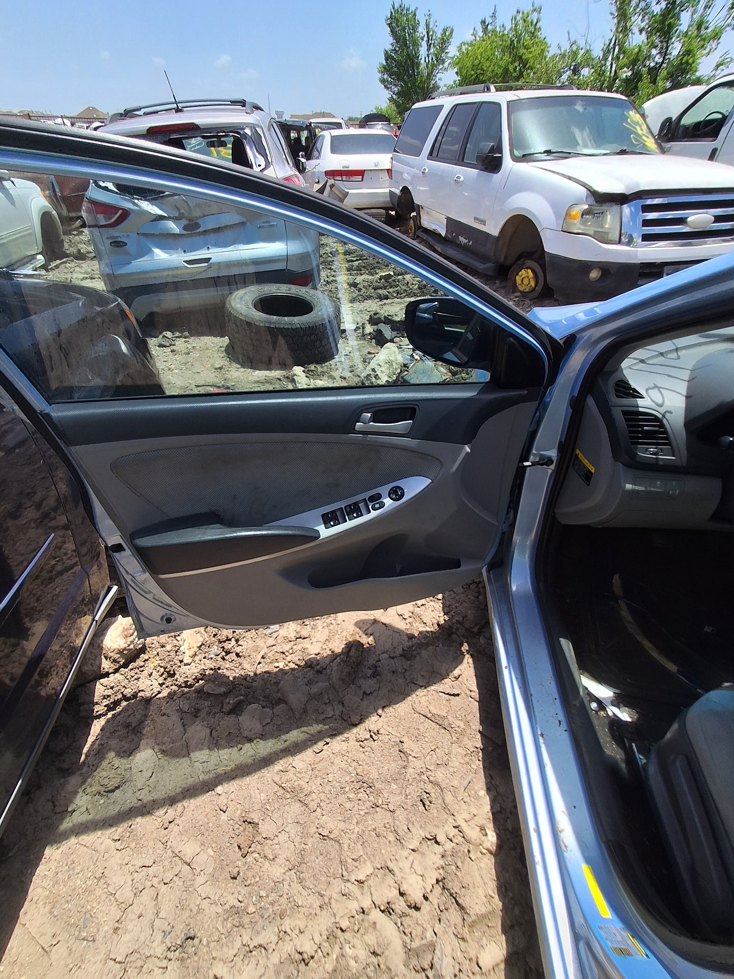 2014 Hyundai Accent - Stock #: M-19422 - ML-12