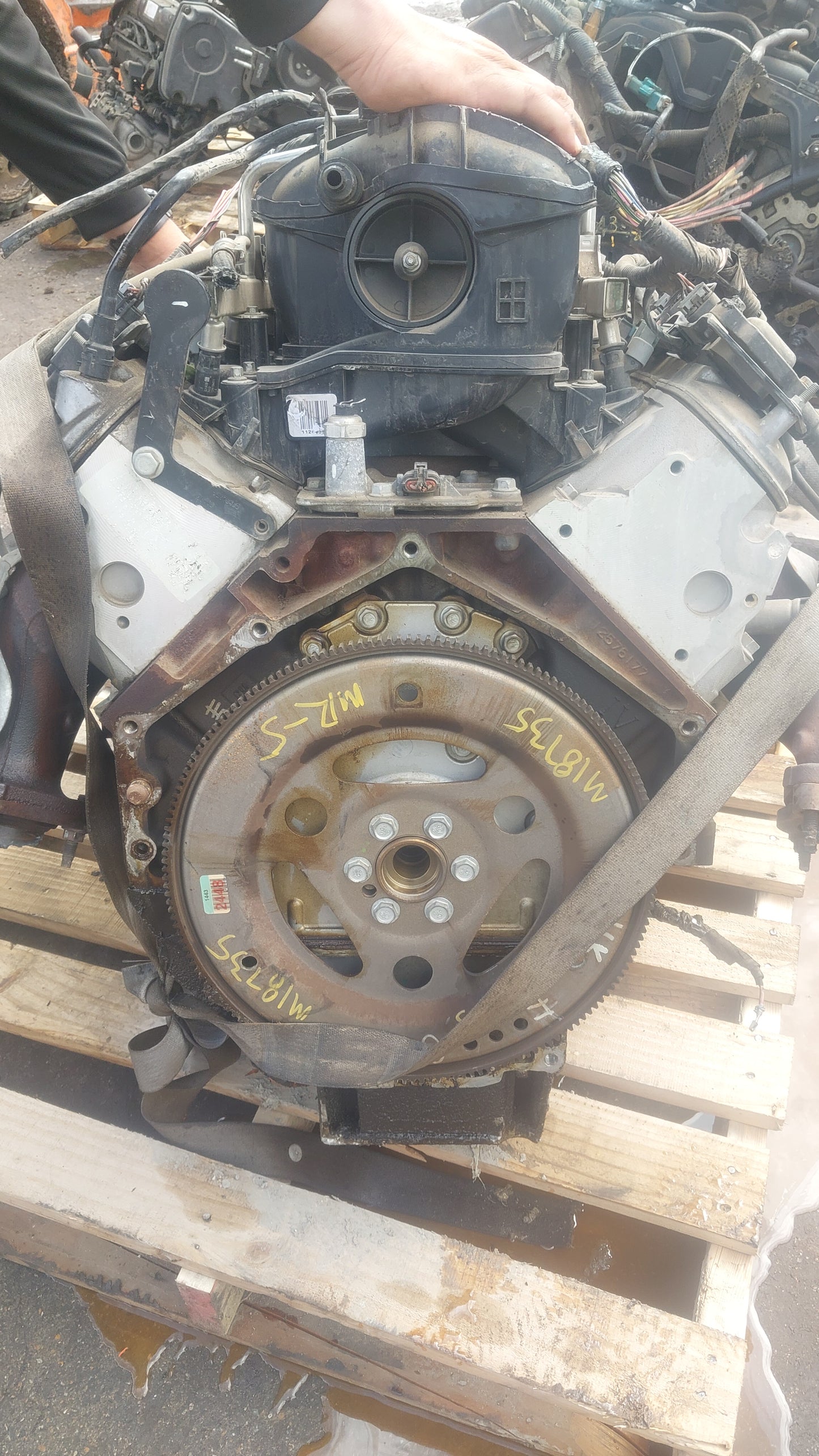 2010-2014 GMC YUKON  -  5.3 L ENGINE - #M18735