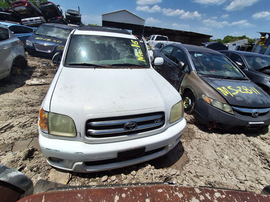 2003 Toyota Sequoia - Stock #: M19426 - ML-16