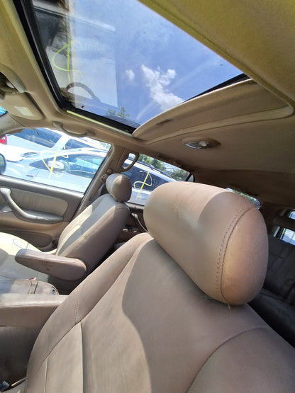 2003 Toyota Sequoia - Stock #: M19426 - ML-16