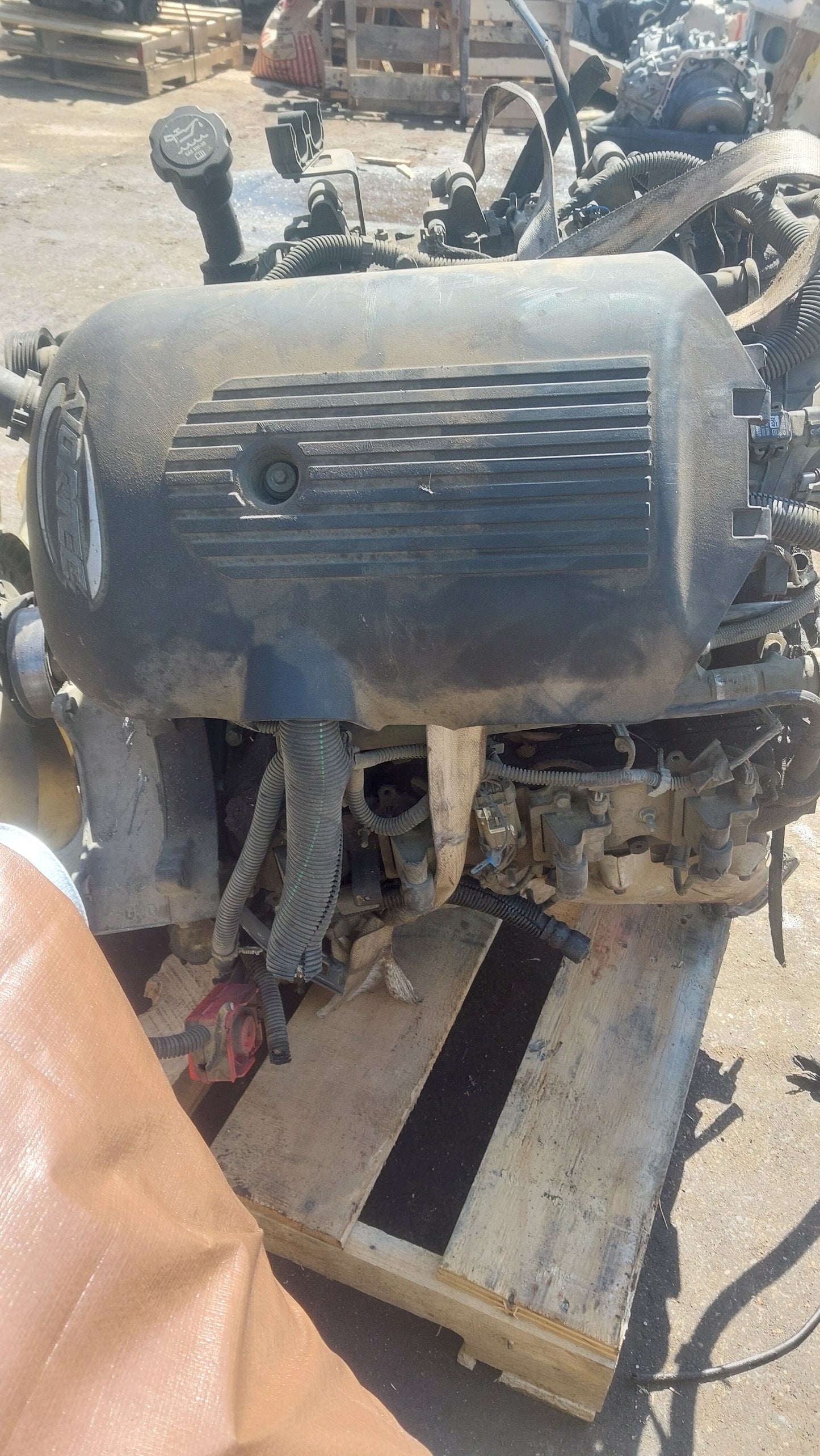 2003-2004 CADILLAC ESCALADE  -  5.3 L ENGINE - #MS1009