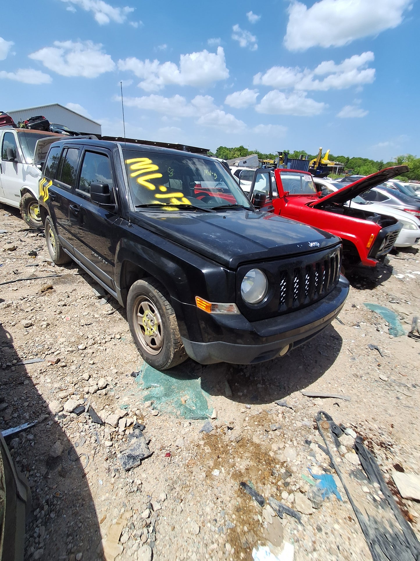2015 Jeep Patriot - Stock #: M19423 - ML-13