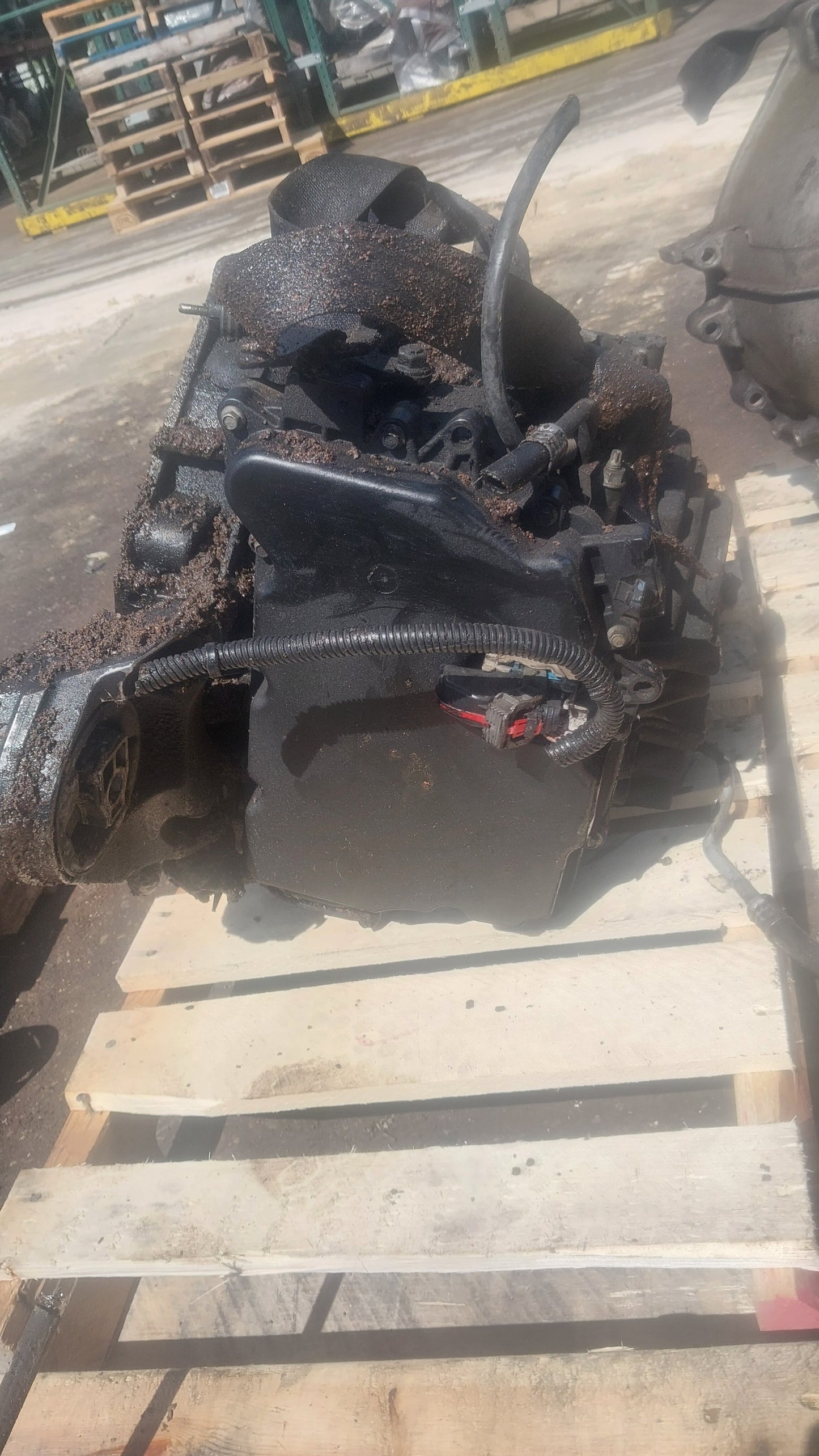 2010 CHEVROLET EQUINOX  -  MANUAL TRANSMISSION - #M18770
