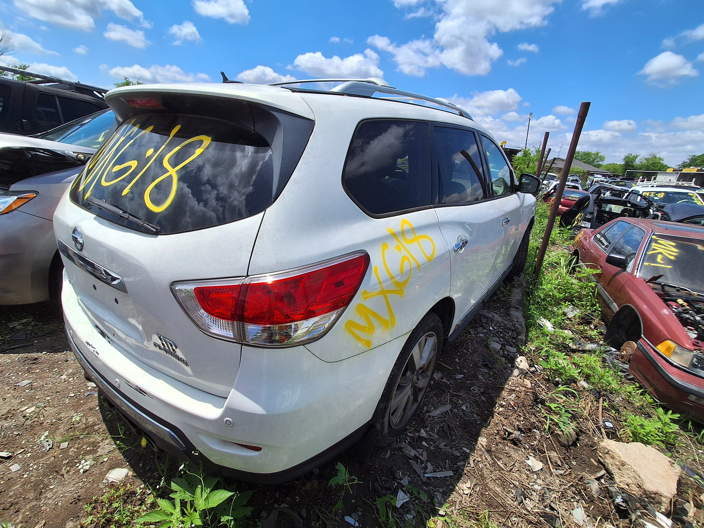 2013 Nissan Pathfinder - Stock #: M19008 - MXG-18