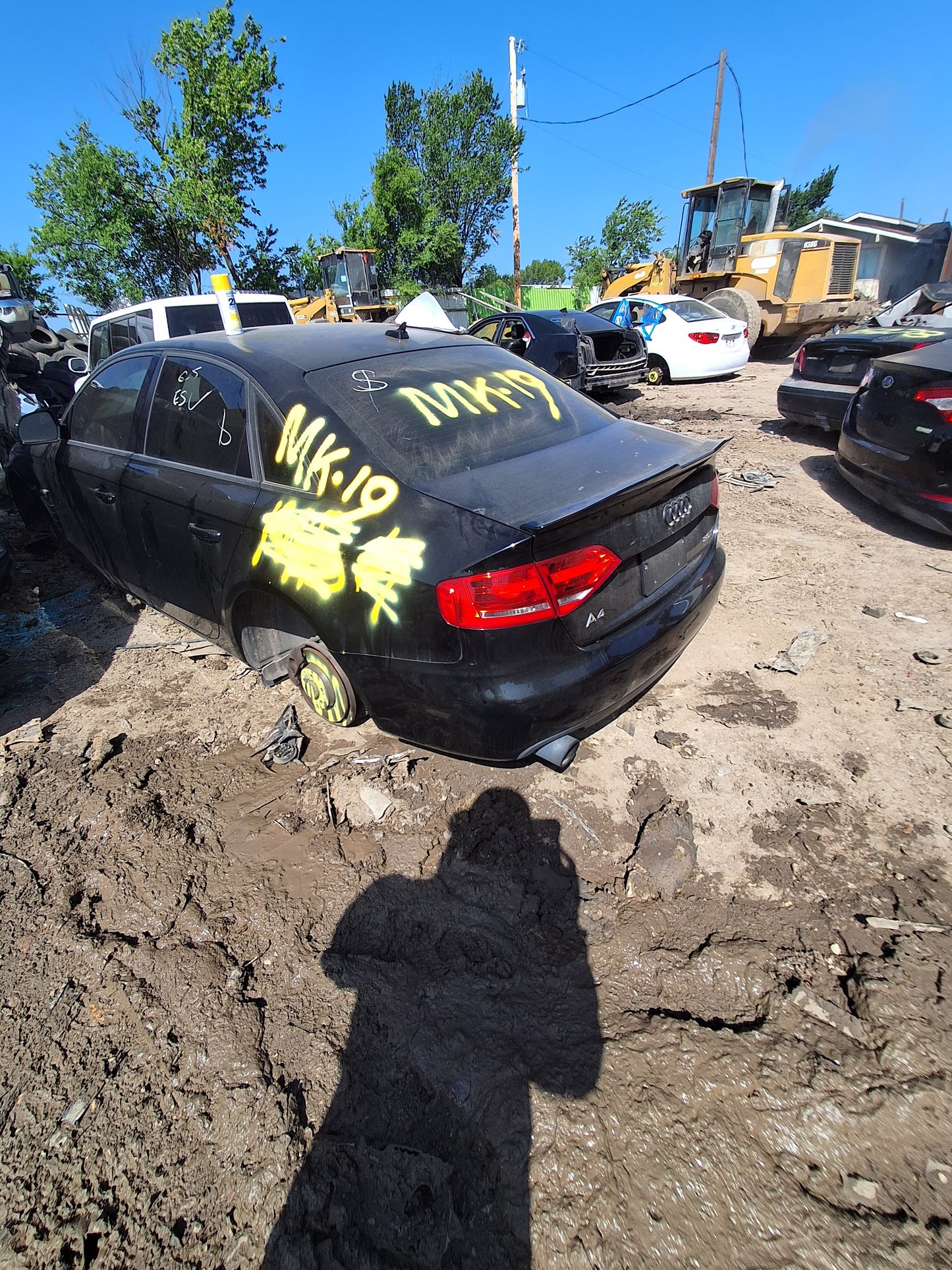 2009-2012 AUDI A4 - PARTING OUT-MK-19 - Stock #:M19409