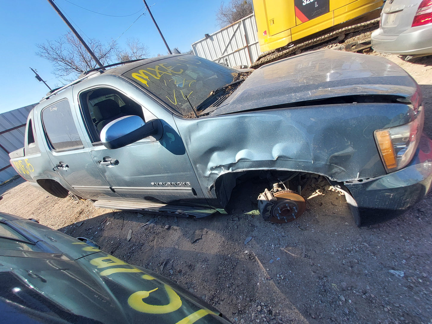 2011 CHEVY AVALANCHE - STOCK # M18165