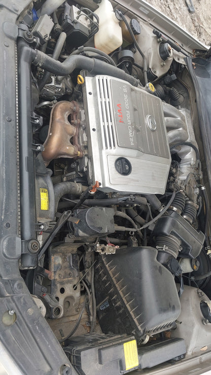 2000 LEXUS ES300 - STOCK #M18868