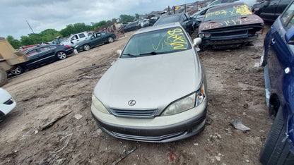 2000 LEXUS ES300 - STOCK #M18868