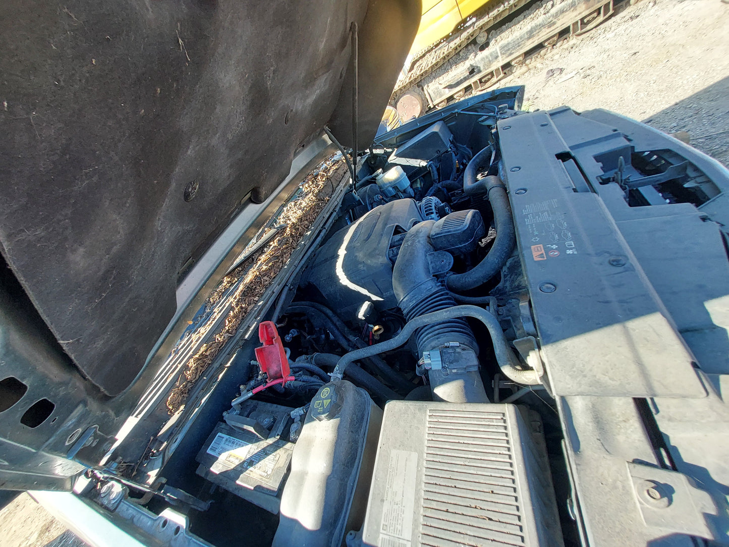 2011 CHEVY AVALANCHE - STOCK # M18165