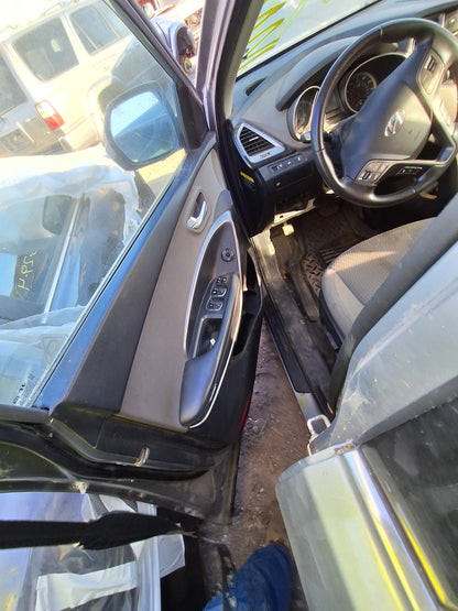 2014 HYUNDAI SANTA FE - STOCK #M19436