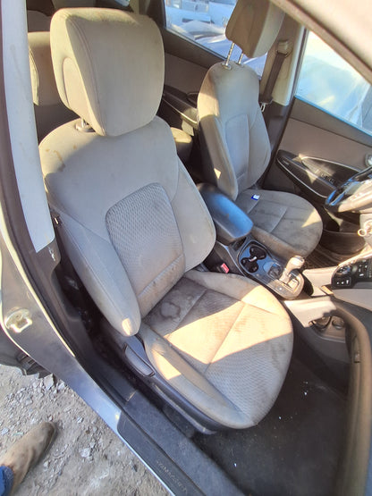 2014 HYUNDAI SANTA FE - STOCK #M19436