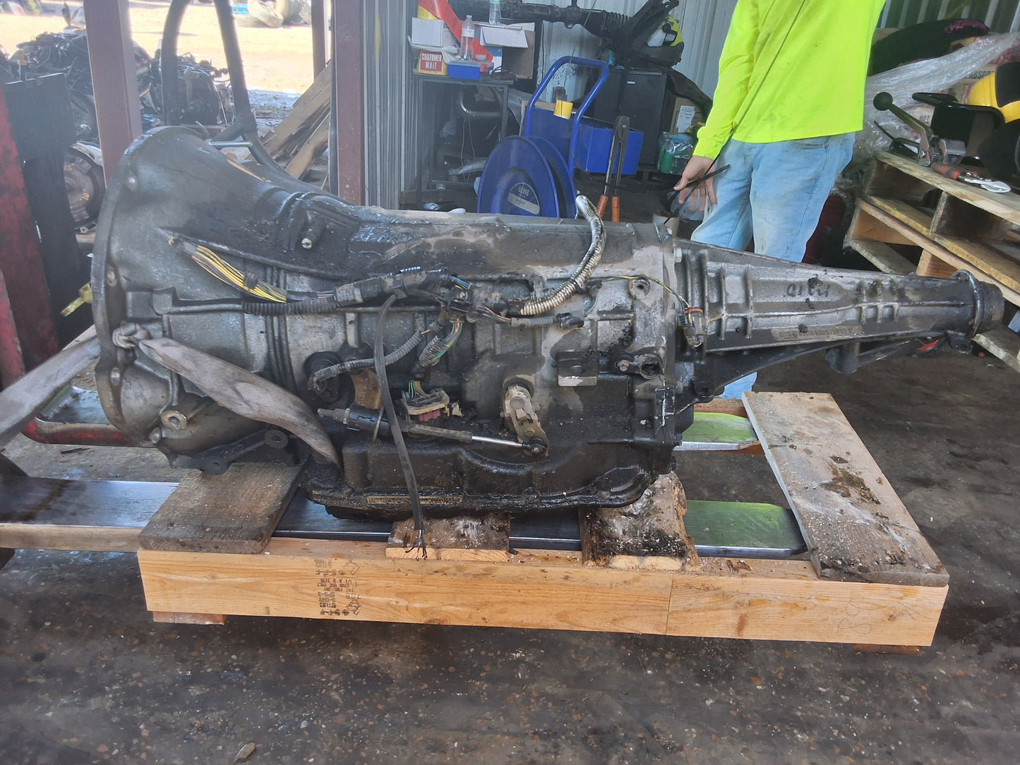 2004-2005 DODGE TAKOTA - AUTOMATIC TRANSMISSION -#MS1513