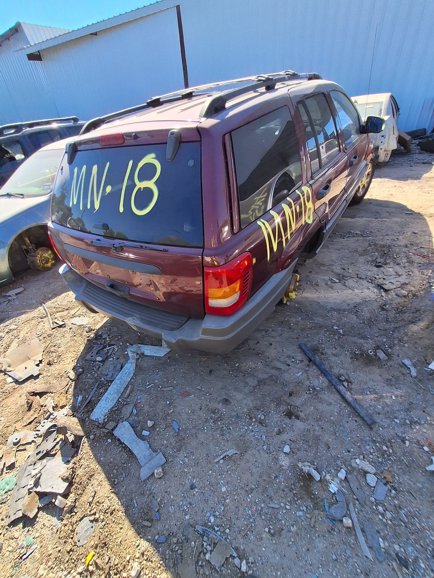 1999 - 2004 Jeep Grand Cherokee - Stock #: M19468 MN-18