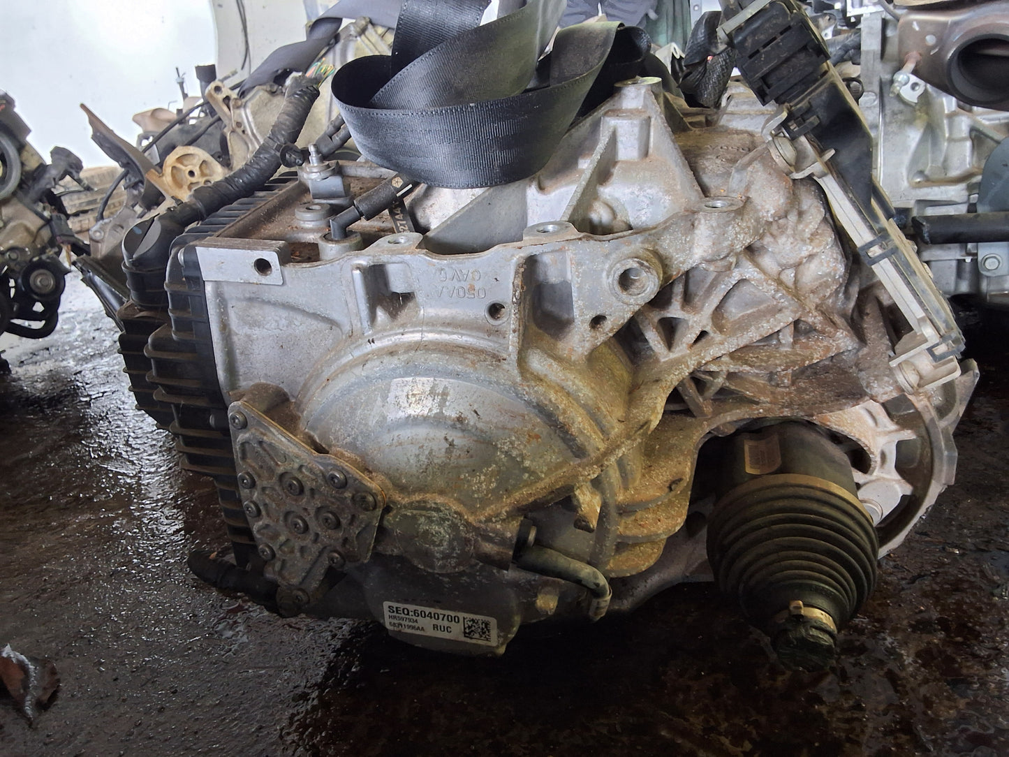 2017-2019 CHRYSLER PACIFICA- AUTOMATIC TRANSMISSION -# M18757