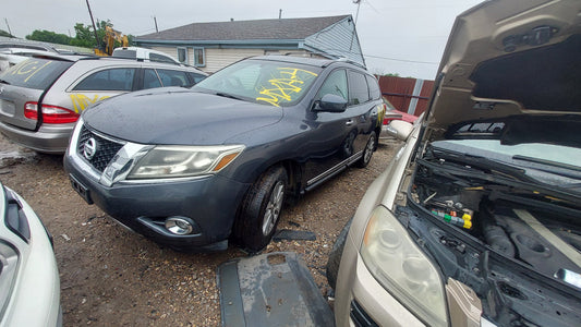 2013 NISSAN PATHFINDER - STOCK #M18874