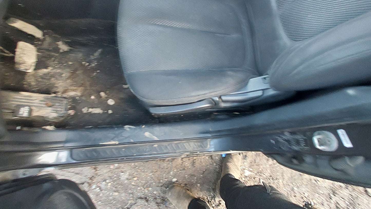 2007-2010 Kia Rondo - Stock #: M18948