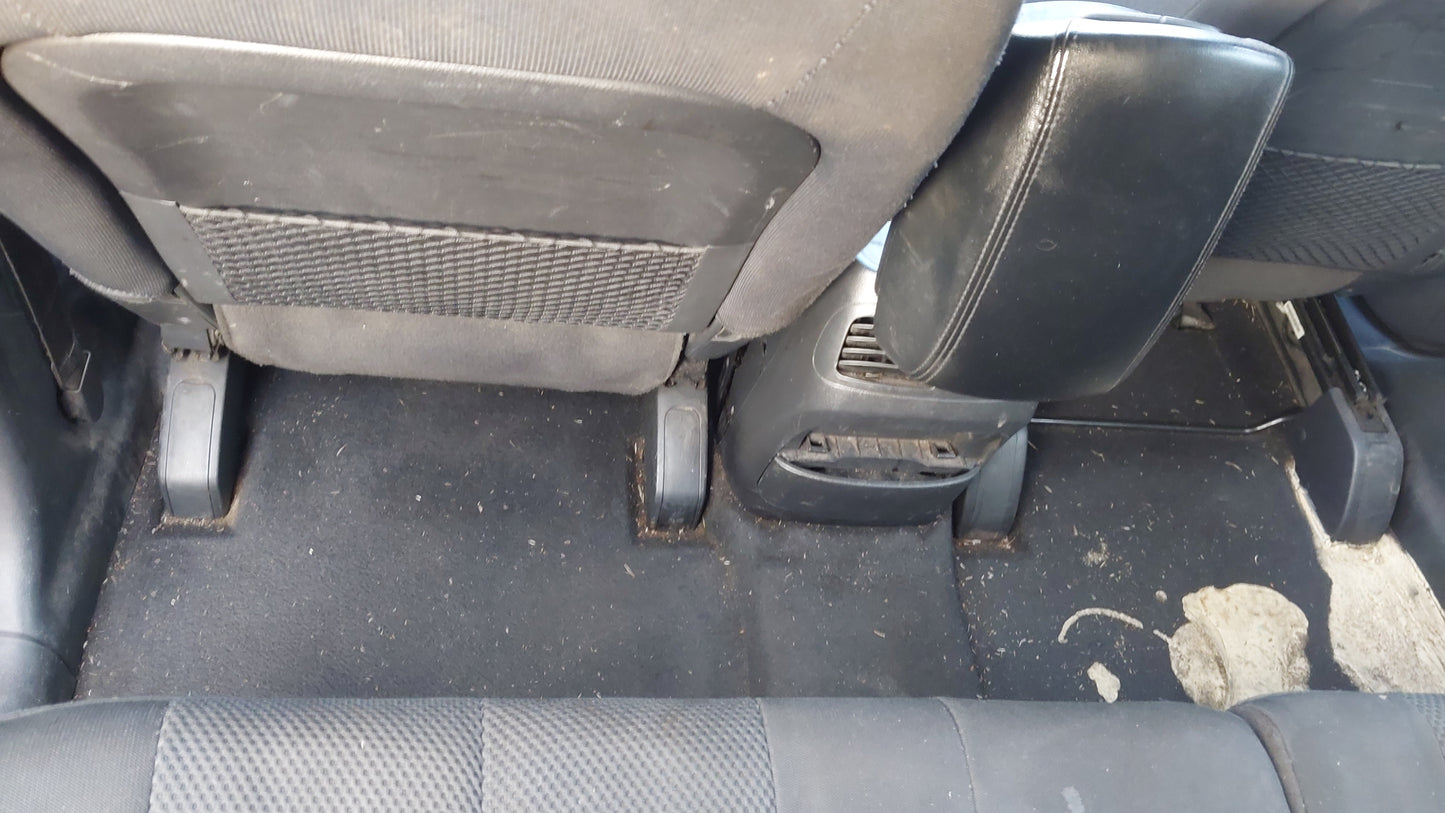 2007-2010 Kia Rondo - Stock #: M18948